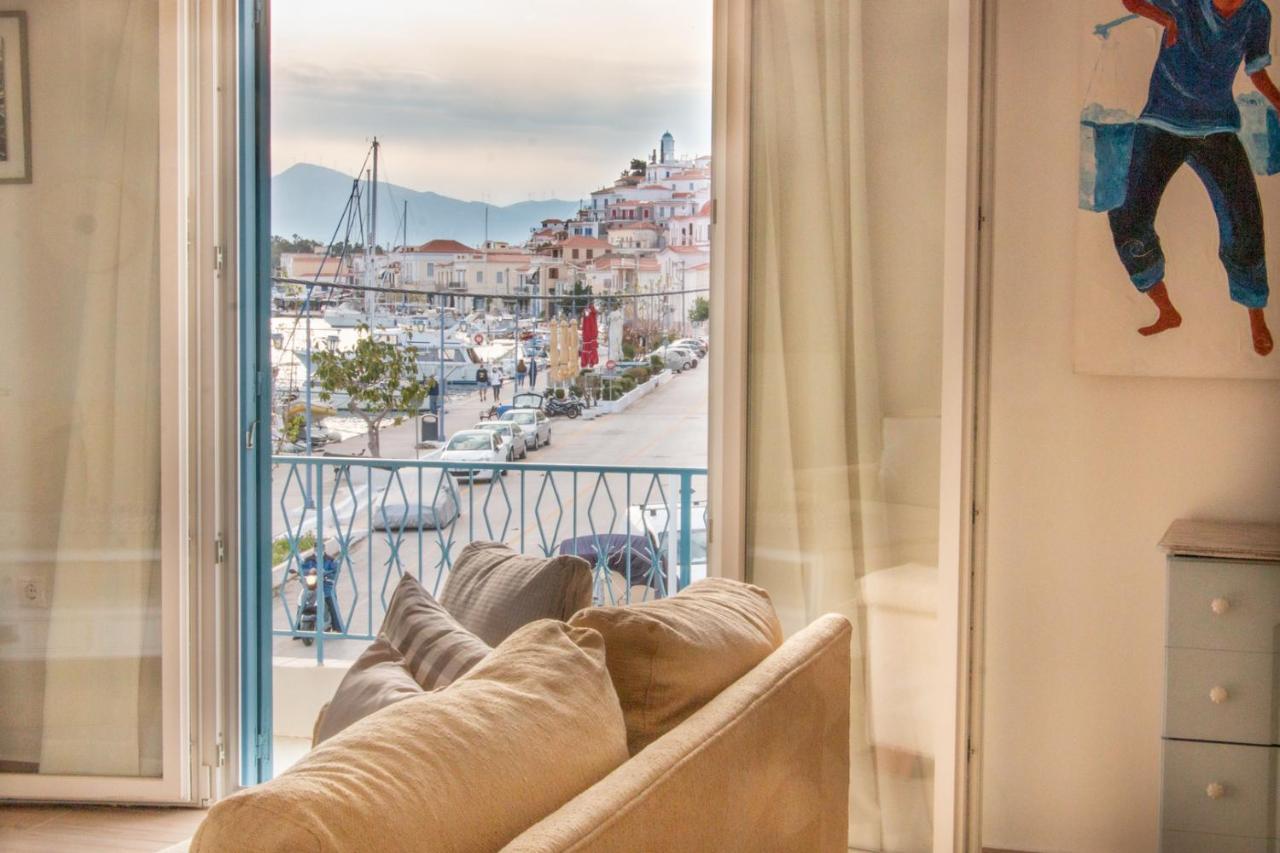 Villa Beautiful House By The Sea Poros Town Exterior foto